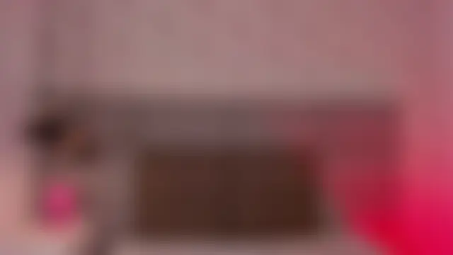 Emily_luveのライブXXXチャット