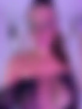 YOURSDEBORA's Webcam Show