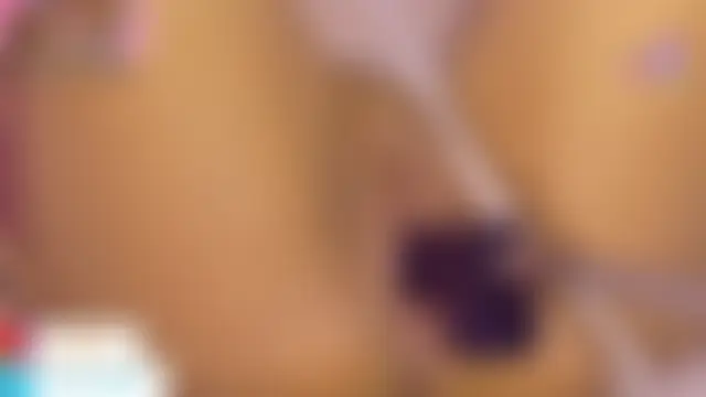 _Gretta Pertunjukan Webcam