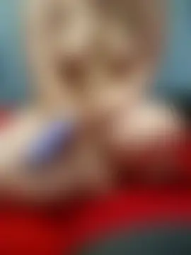 Divana2000 Adlı Modelin Canlı Sohbet Odası