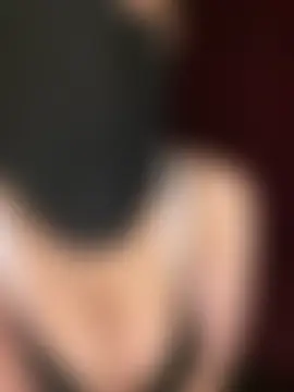 RooVaaN-Xx: διαδικτυακό σόου στην κάμερα