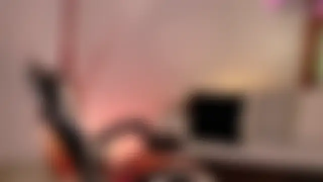 ChloeMoreti's Live XXX Chat