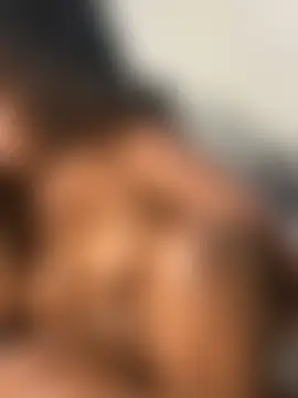 Cardiebae89 Adlı Modelin Canlı XXX Sohbeti