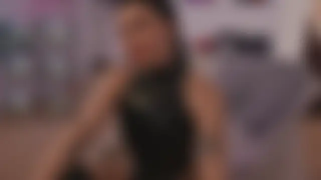 Dominatrix_AliceのライブXXXチャット
