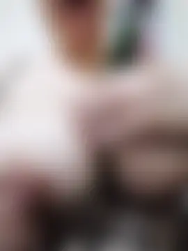 Show modela milkbreastsexy na web-kameri