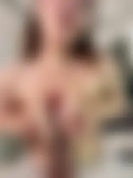 Show modela BabeLeyla na web-kameri