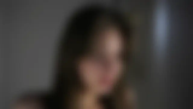 عرض كام ClarineCasebolt