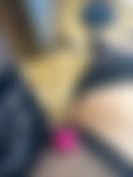 Hotmomcheckk_'s Webcam Show