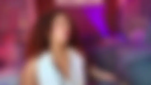 rihanna_rose Show in webcam