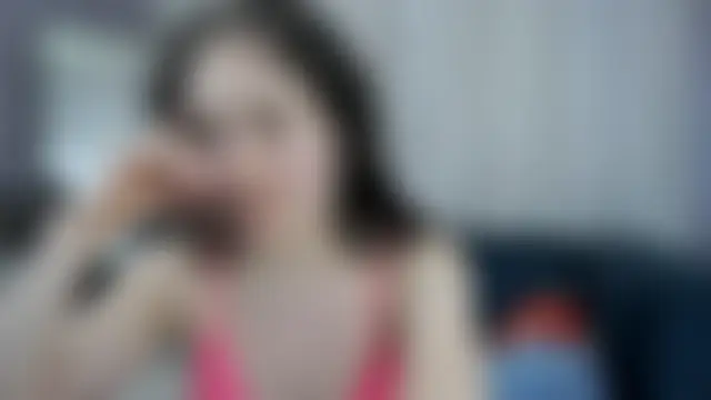 Chat +18 de Holliy_Cooper ao vivo