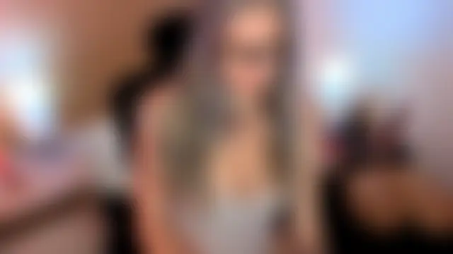 MarianL0ve: διαδικτυακό σόου στην κάμερα
