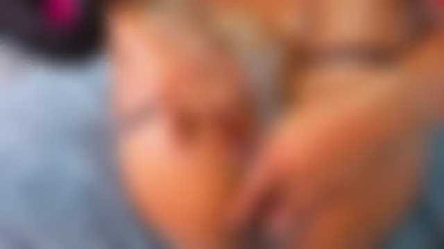 emmaalennox Pertunjukan Webcam