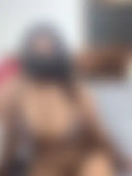 Bellyclub webcam show