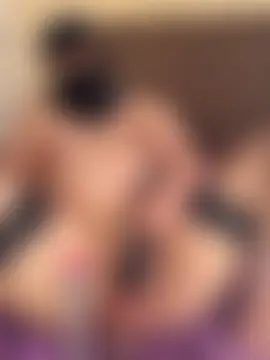 Emy-sexyy Show Webcam