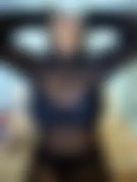 Ishu_Lovee's Webcam Show