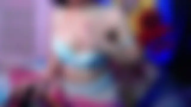 Show modela Hot_Hazel na web-kameri