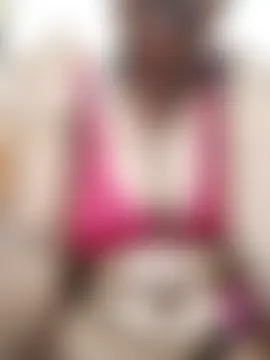 Show modela mimi9 na web-kameri