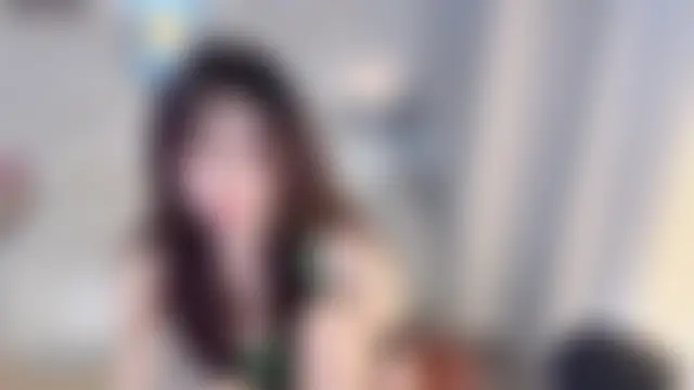 mistylana_ Adlı Modelin Canlı XXX Sohbeti
