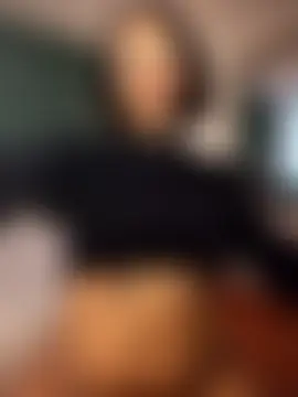 FallsForHerSmile's Live XXX Chat