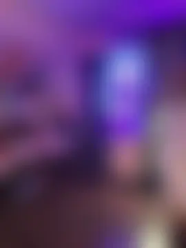 دردشة SuzyCatzz الجنسية المباشرة