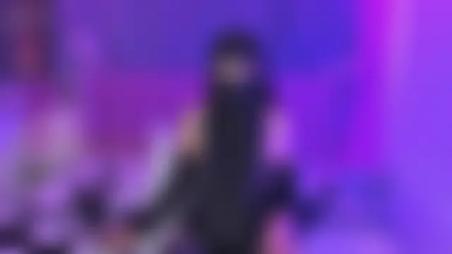 Nayla-Mouna 在線直播表演