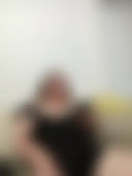 CheekySnowQueen_69 现场聊天室