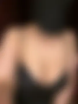 Show modela RooVaaN-Xx na web-kameri