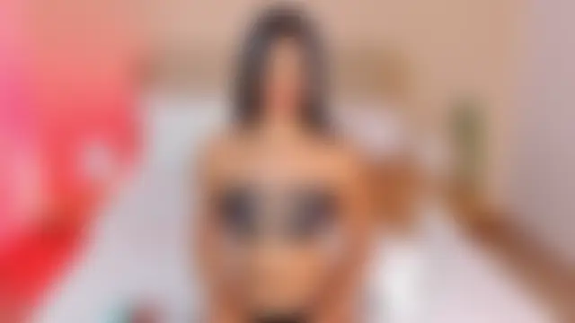 Nicolle_Duke – Naživo chatovacia miestnosť