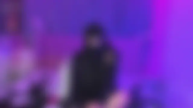 Nayla-Mouna 在線直播表演