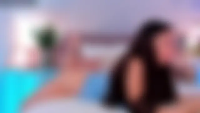 Show modela MiaMuse na web-kameri