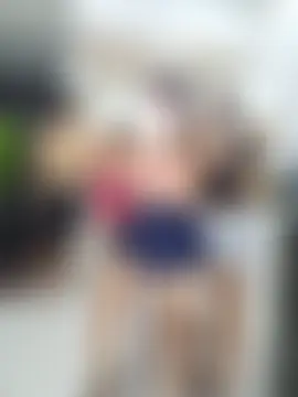 royalgirls_x Show in webcam