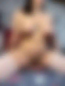 Larissa_Antonella Pertunjukan Webcam