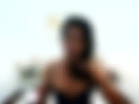 alluring_girlie16xxx 网络视讯表演