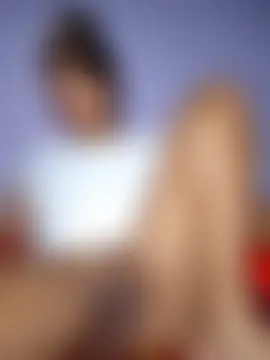 Moniika5 Show in webcam