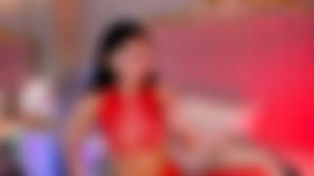 TanyaBello Adlı Modelin Canlı Sohbet Odası