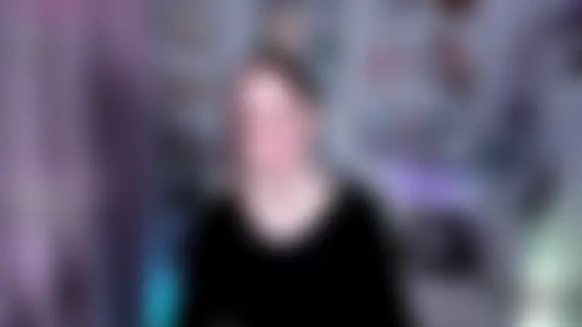 Pokój czatu na żywo – Elisabeth_Binder