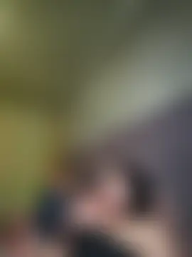 Greta_Tamar: διαδικτυακό σόου στην κάμερα