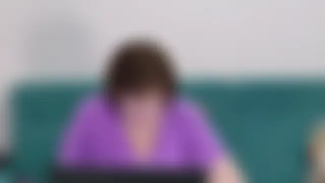 Sandra_Sunrise's Live Chat Room