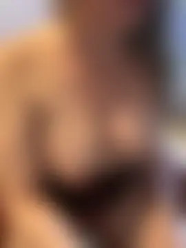 Živá chatovací místnost Bonnie-Kitou