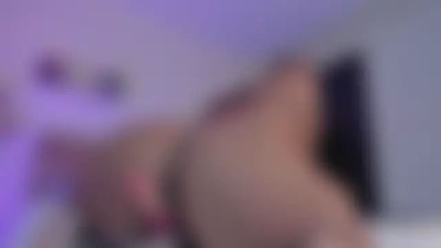 XXX chat uživo modela YariRose