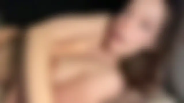 Karrolliza Adlı Modelin Web Kamerası Şovu