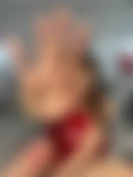Show modela CurlyLara na web-kameri