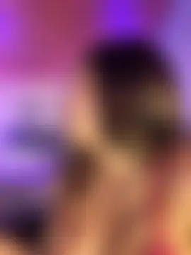 غرفة دردشة Isabella18_pink المباشرة