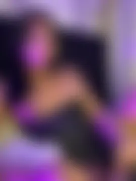 VeronicaSaenzx's Live Webcam Show