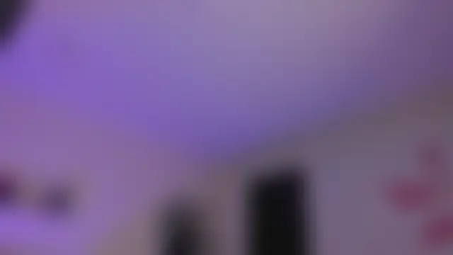 XXX chat uživo modela YariRose