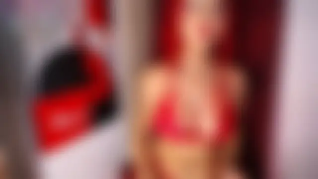 XXX chat uživo modela MiaGinger_