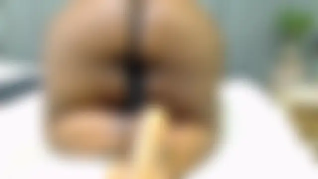 ROYALASS25's Webcam Show