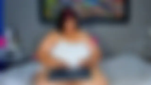Sala de chat ao vivo de Charlotte_curvy_