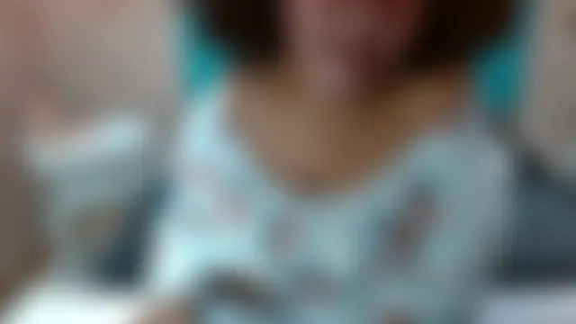 XXX chat uživo modela KeniaLovex