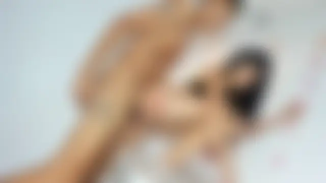 Skinnyfucked 在線直播表演